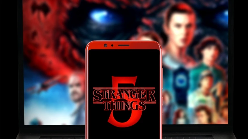 На динамику рынка могут влиять ночные премьеры на стриминговых сервисах / Фото: kavi designs / Shutterstock.com