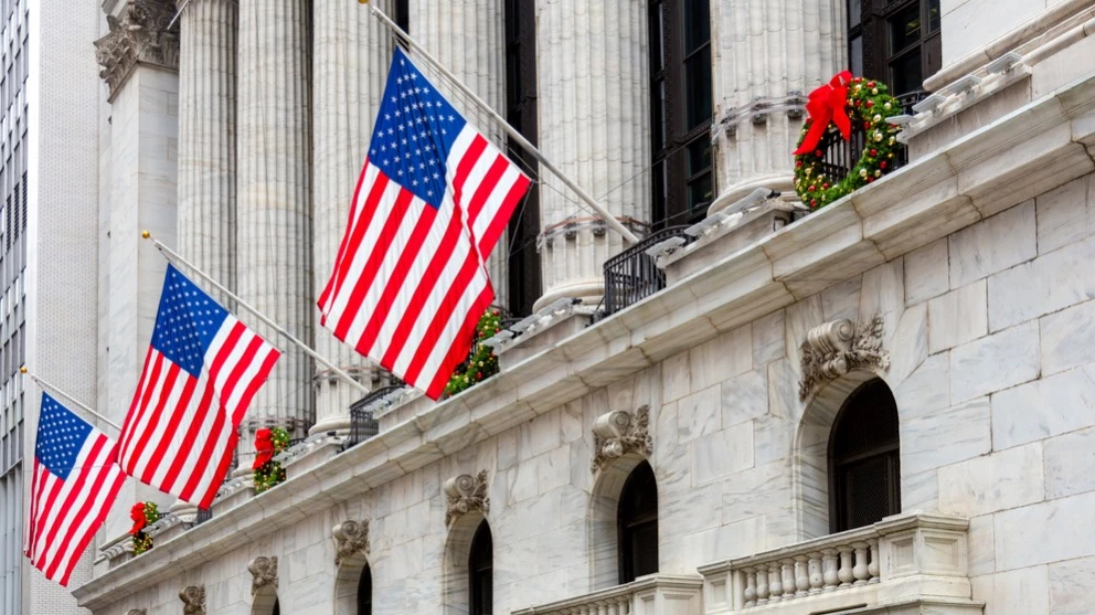 Инвестбанки не считают пузырь ИИ главным риском для S&P 500 в 2026 году. Фото: Taiga / Shutterstock.com