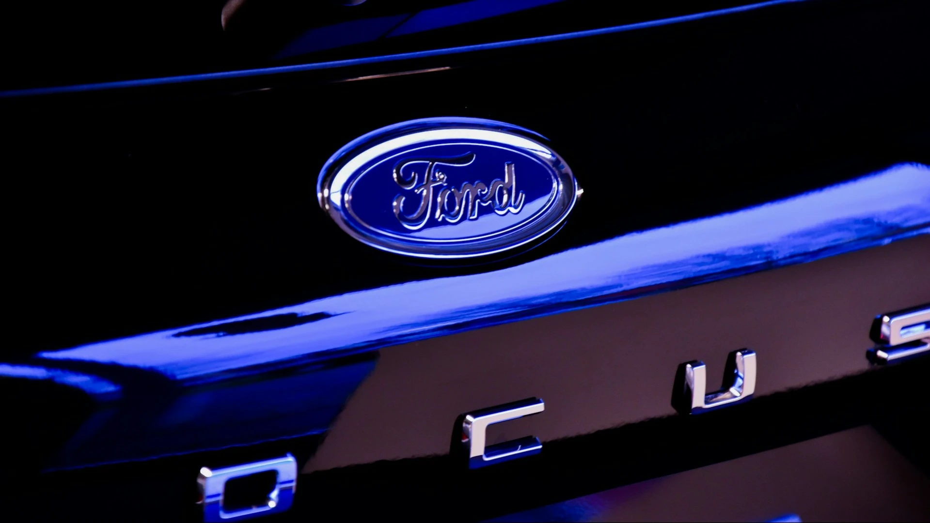 Ford Motor заявила, что намерена вывести на рынок системы помощи водителю Level 3 в 2028 году / Фото: Unsplash/Robin Mathlener