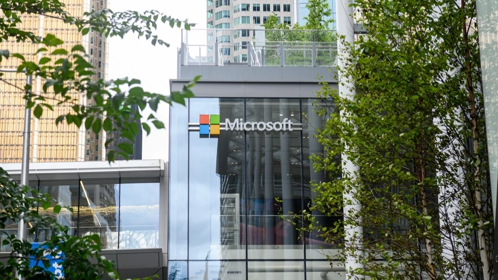 Big Tech is experiencing a boom in hiring energy professionals, CNBC reports / Photo: ACHPF / Shutterstock