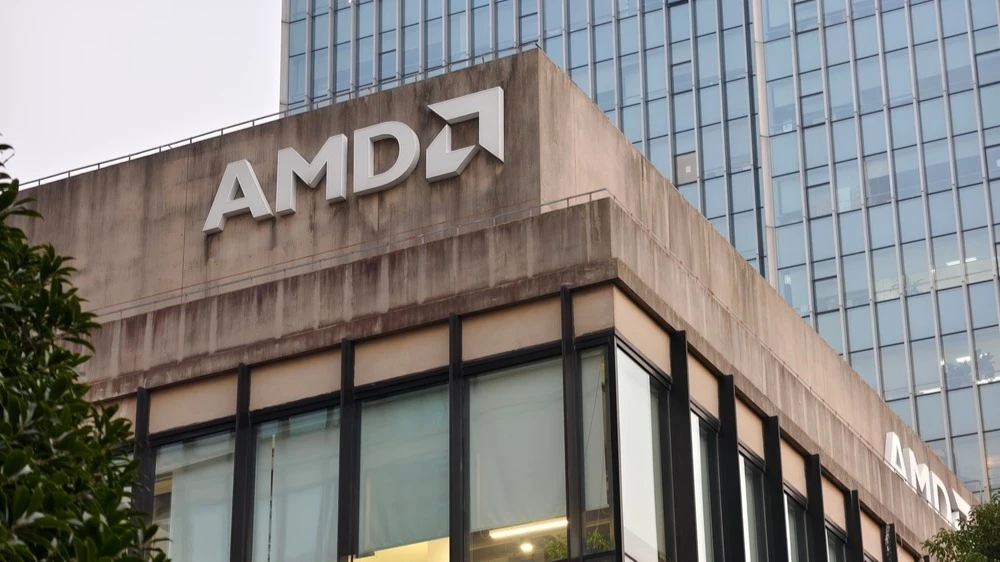 KeyBanc снова повысил рейтинг акций AMD менее чем через год после понижения / Фото: Robert Way / Shutterstock
