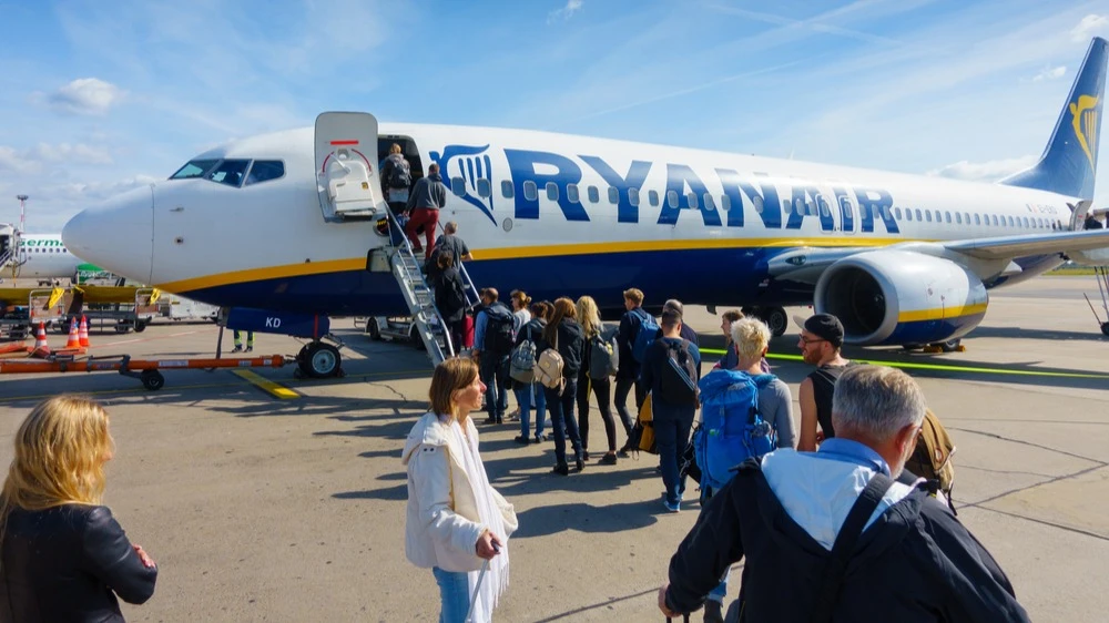 Крупнейший европейский лоукостер Ryanair рассчитывает в феврале получить от Boeing еще четыре самолета с уплотненной компоновкой салона / Фото: Shutterstock.com