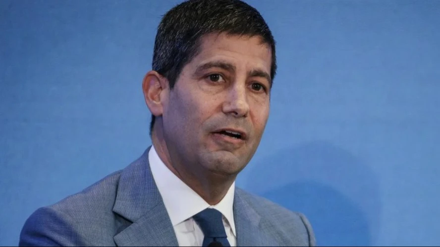 55-летний Кевин Уорш давно рассчитывал вернуться в Федрезерв США в качестве руководителя / Фото: x.com/kev_warsh