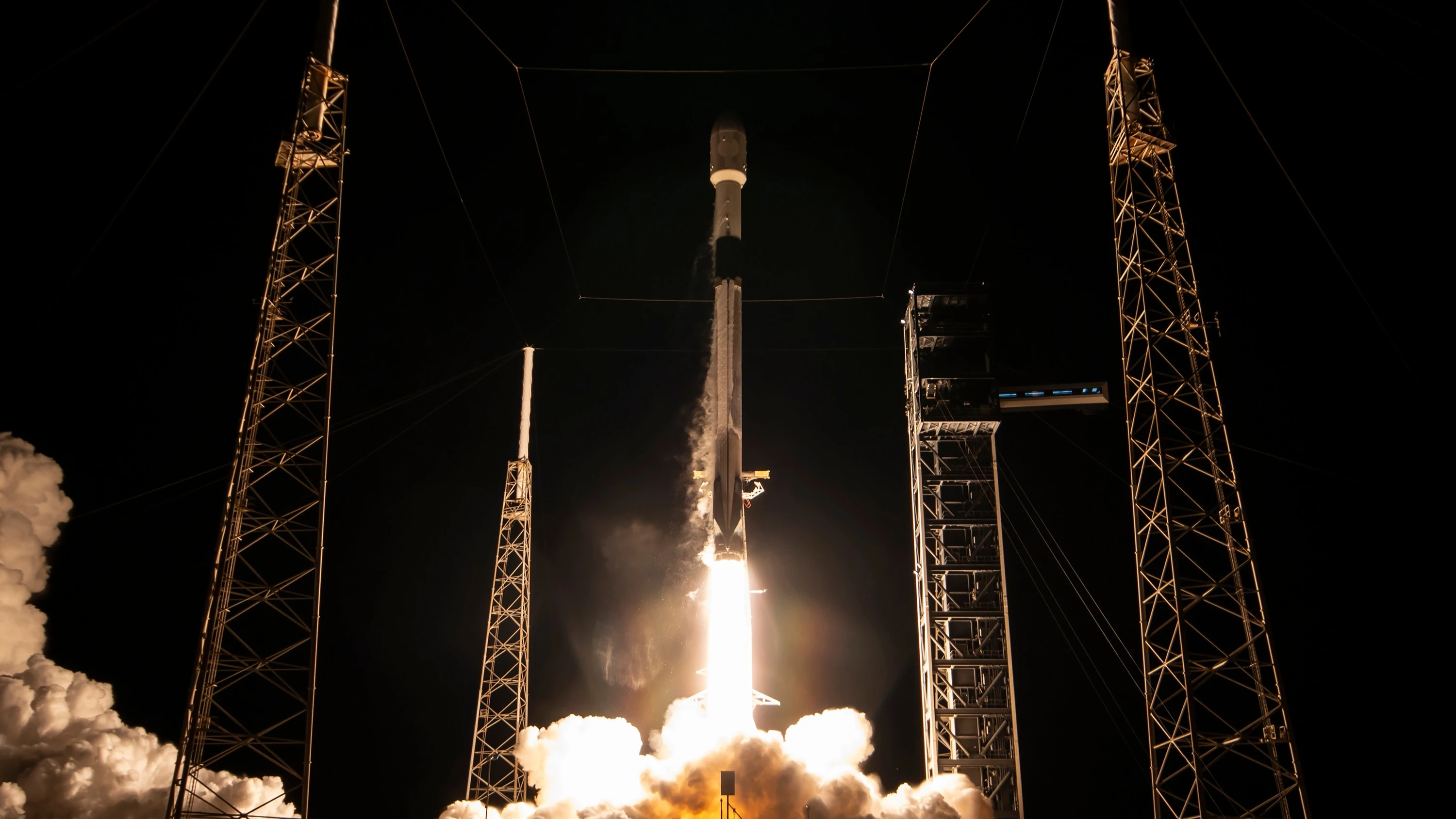 SpaceX была оценена в $800 млрд в ходе последнего раунда продажи акций / Фото: X/SpaceX