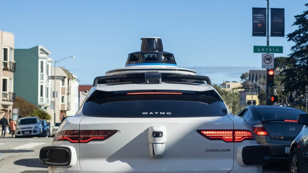 The value of Alphabets drone division, Waymo, has more than doubled since last year to $126 billion including the money invested in it / Photo: Tada Images / Shutterstock