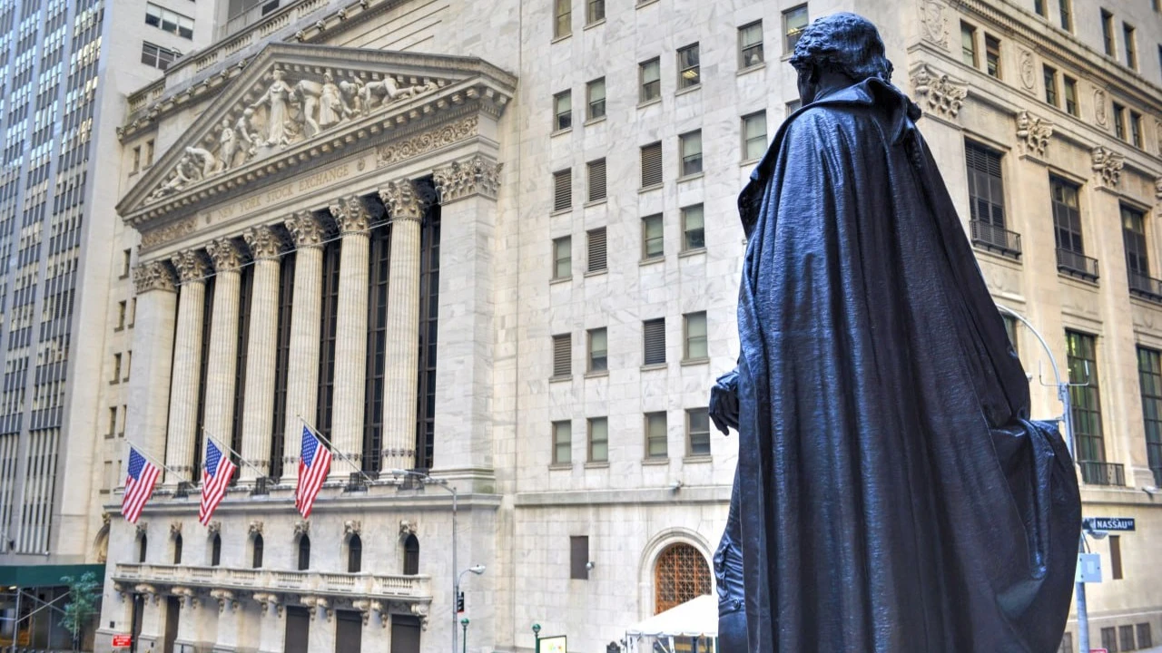 Снижение ажиотажа со стороны розничных трейдеров угрожает ралли на фондовом рынке США / Фото: Felix Lipov / Shutterstock.com