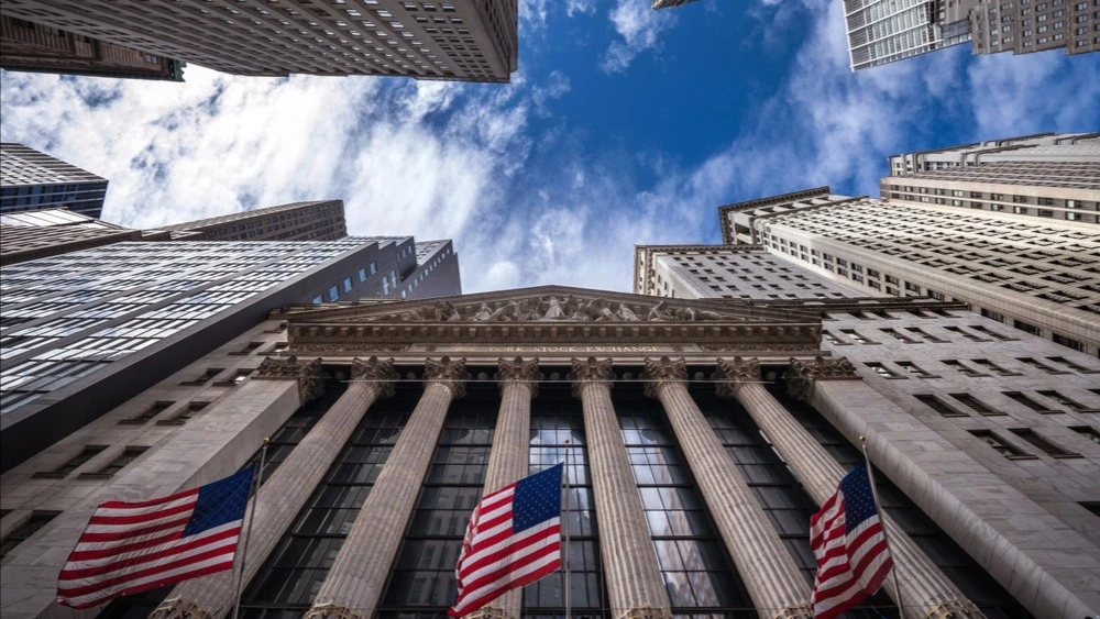 От члена FOMC инвесторы ждут оценки инфляционных процессов и их влияния на экономический рост / Фото: Stockinasia / Shutterstock