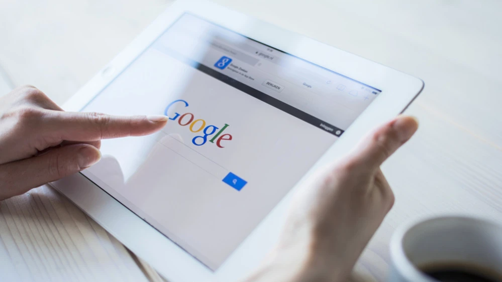 The European Commission saw irregularities in Googles auctions for advertising in the search bar / Photo: Twin Design / Shutterstock.com