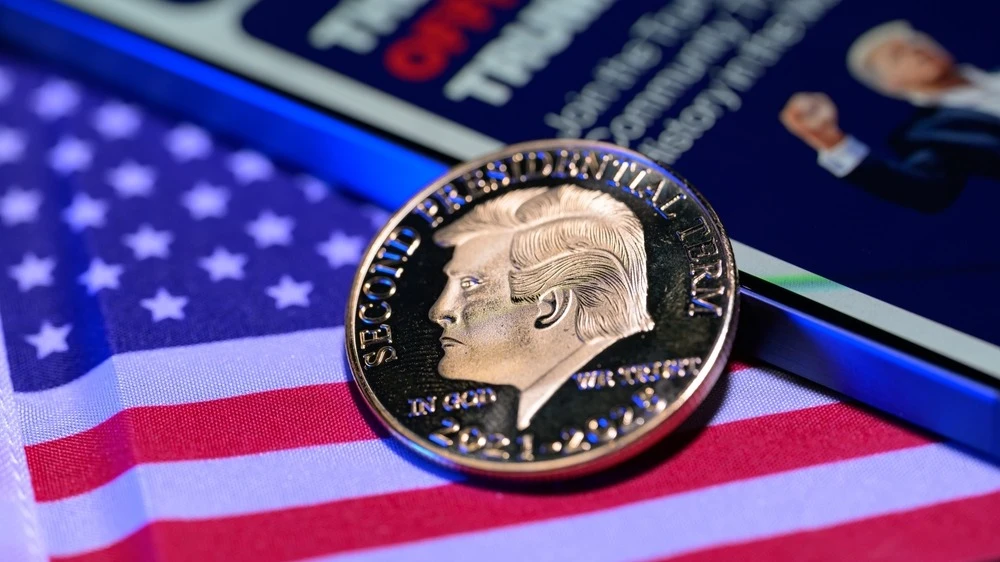 The investor blamed memcoins, which first skyrocketed in value and then left traders with nothing, for the decline in confidence in the crypto market and - as a consequence - the fall of bitcoin / Photo: JRdes / Shutterstock