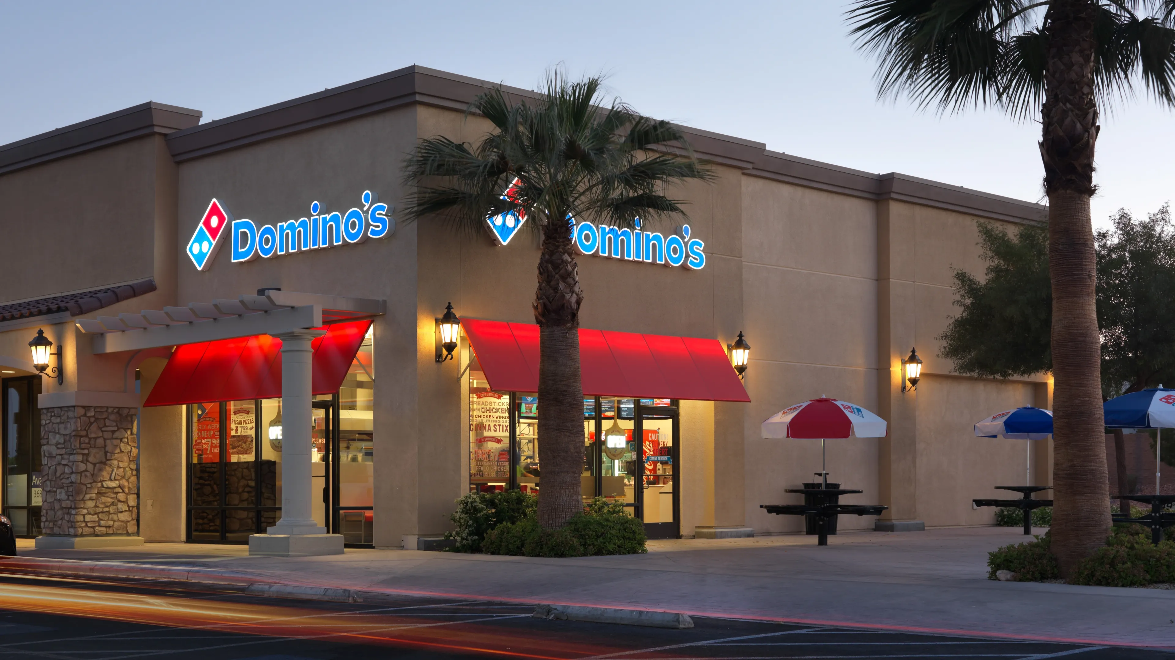 Продажи Dominos Pizza выросли благодаря бюджетному меню / Фото: Dominos.com