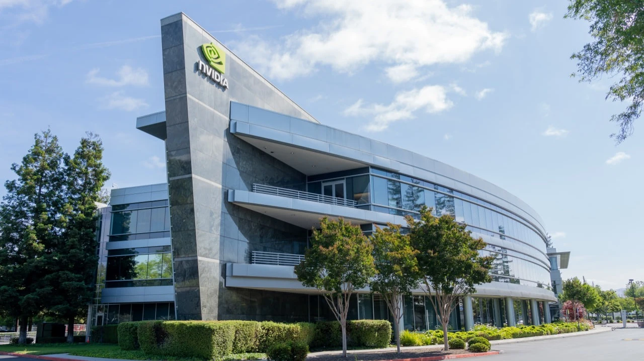 Фото: JHVEPhoto / Shutterstock.com