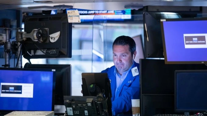 The crisis in private lending and fear of AI technology has sent shares of banks and private asset managers tumbling / Photo: x.com/NYSE