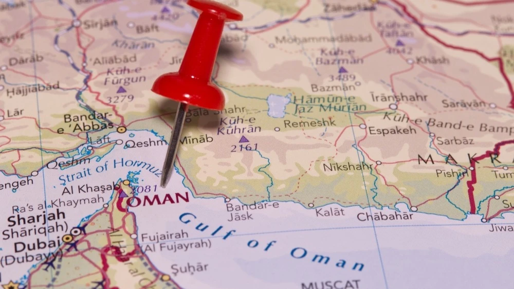 Хотя Иран не объявлял о закрытии Ормузского пролива, движение танкеров по нему фактически прекратилось / Фото: Below the Sky/Shutterstock.com