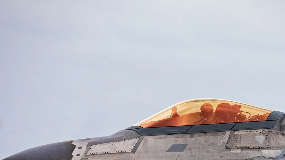 South Korean defense stocks rose sharply after markets returned from the weekend amid the escalation in the Middle East, also in the plus - securities of European and American defense companies / Photo: AHoltPhoto / Shutterstock