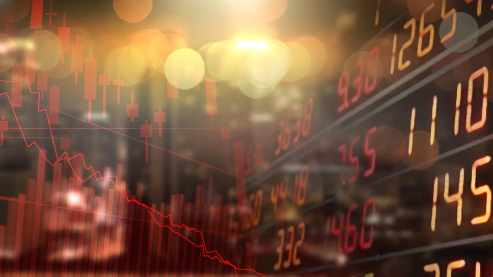 European indices fell sharply due to risks of oil and gas outages / Photo: Thanumporn Thongkongkaew / Shutterstock