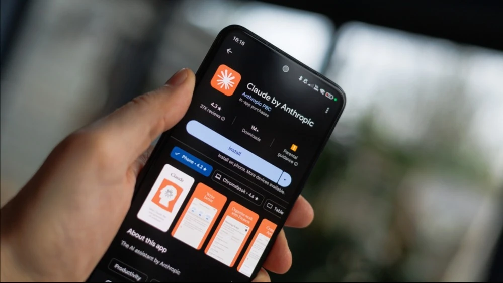 Приложение Claude от Anthropic стало самым скачиваемым бесплатным приложением после публичного конфликта компании с Минобороны США / Фото: nickj / Shutterstock