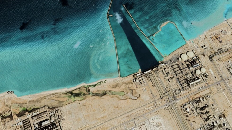 Катар отправил первый танкер СПГ после остановки завода Рас-Лаффан — Bloomberg / PaPicasso / Shutterstock