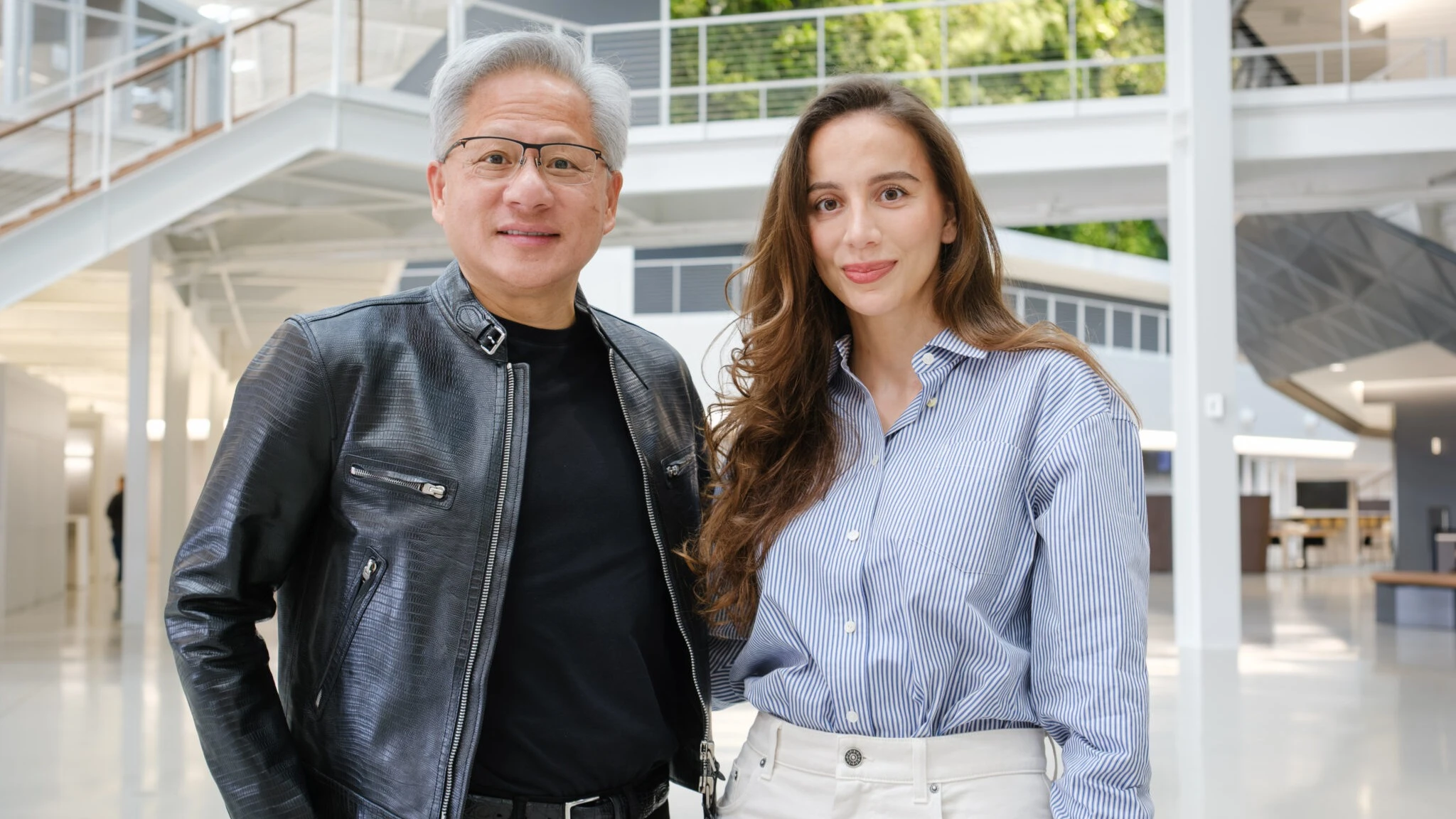 Глава Nvidia Дженсен Хуанг слева) и гендиректор Thinking Machines Lab Мира Мурати (справа) / Фото: Nvidia