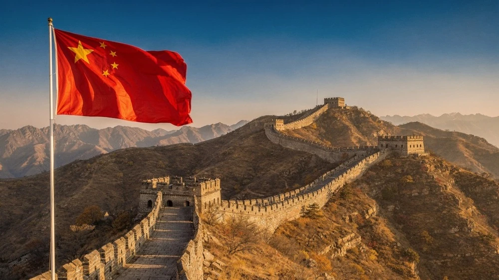 Один из главных фондовых индексов Китая CSI 300 практически не изменился с начала войны. Фото: Hanz2881/Shutterstock