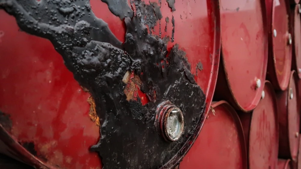 До наступления мира в регионе нефть продолжит торговаться с экстремальным уровнем вмененной волатильности, считают опрошенные MarketWatch эксперты / Фото: Aulia Ref / Shutrterstock.com