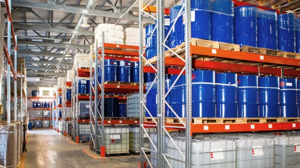 Эскалация напряженности на Ближнем Востоке может привести к росту цен на химикаты, считает аналитик / Фото: FOTOGRIN / Shutterstock