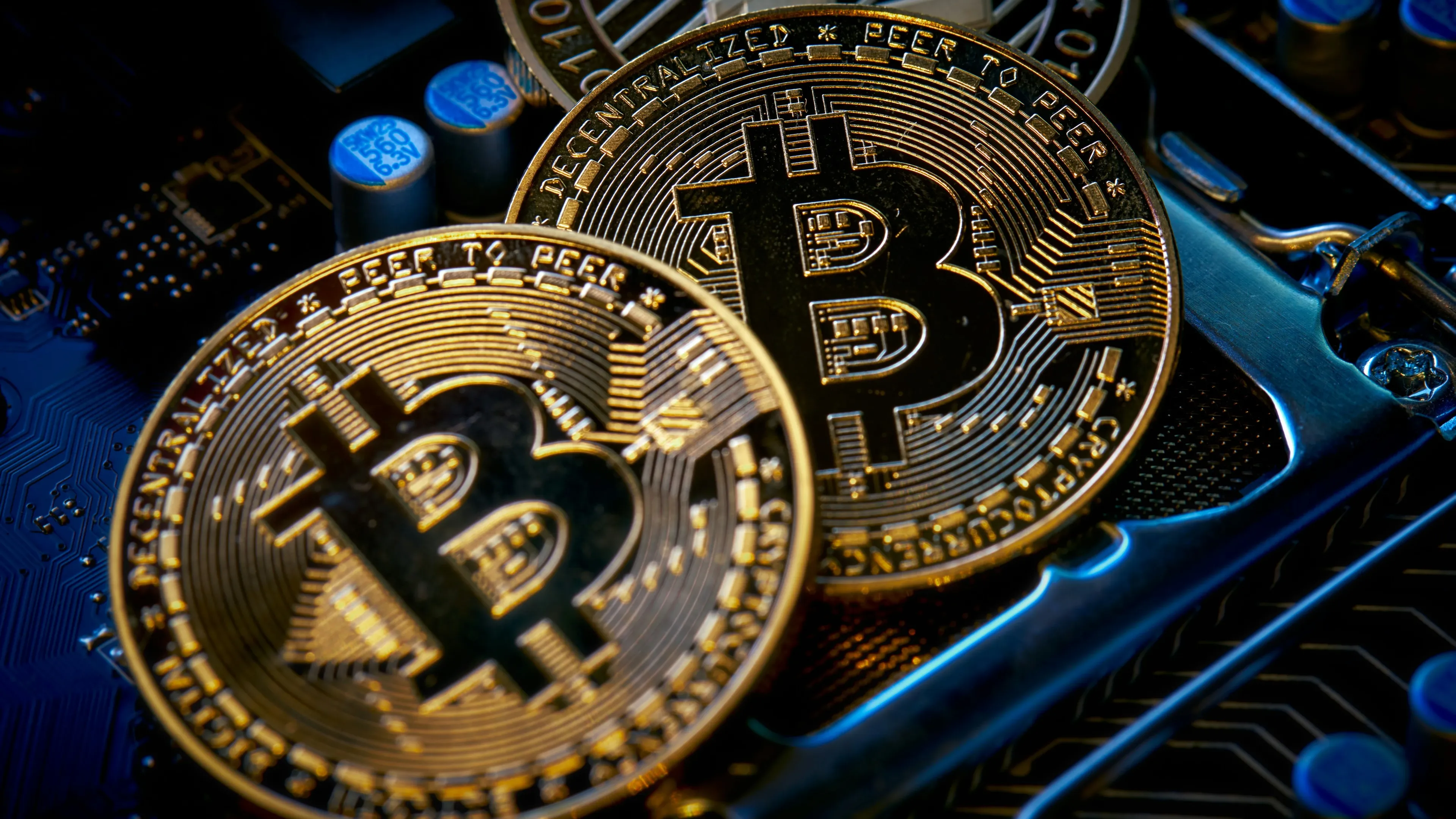 Розничные инвесторы постепенно возвращаются на рынок криптовалют — это одна из причин, почему некоторые аналитики считают, что он на пороге разворота / Фото: Michael Förtsch /  Unsplash.com