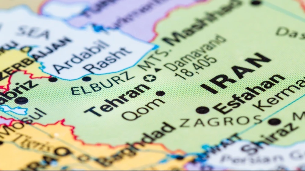 Война на Ближнем Востоке меняет ожидания рынка и экономистов относительно глобальной инфляции, экономического роста и перспектив ДКП. Фото: Natures Charm / Shutterstock.com