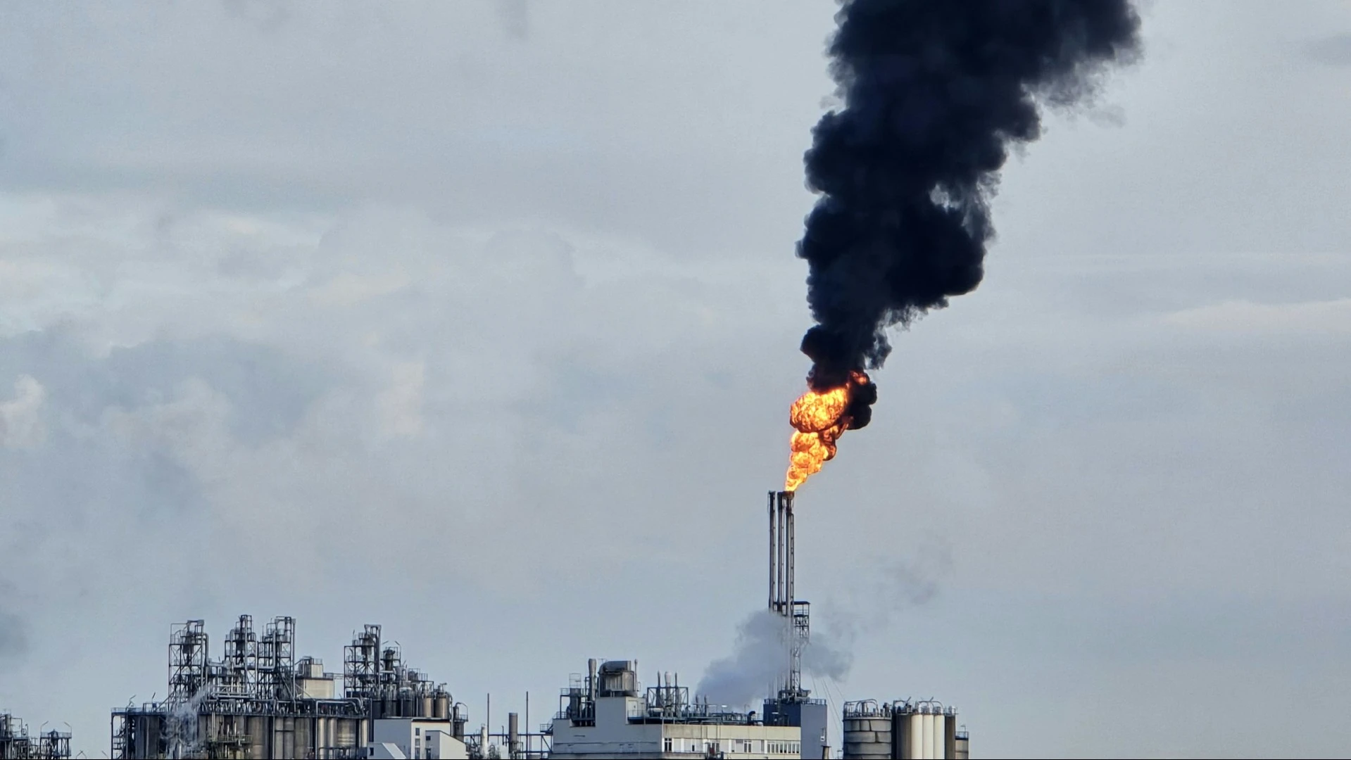 Стоимость Brent опустилась ниже $100 за баррель / Фото: Unsplash/Yngvi Hegemony