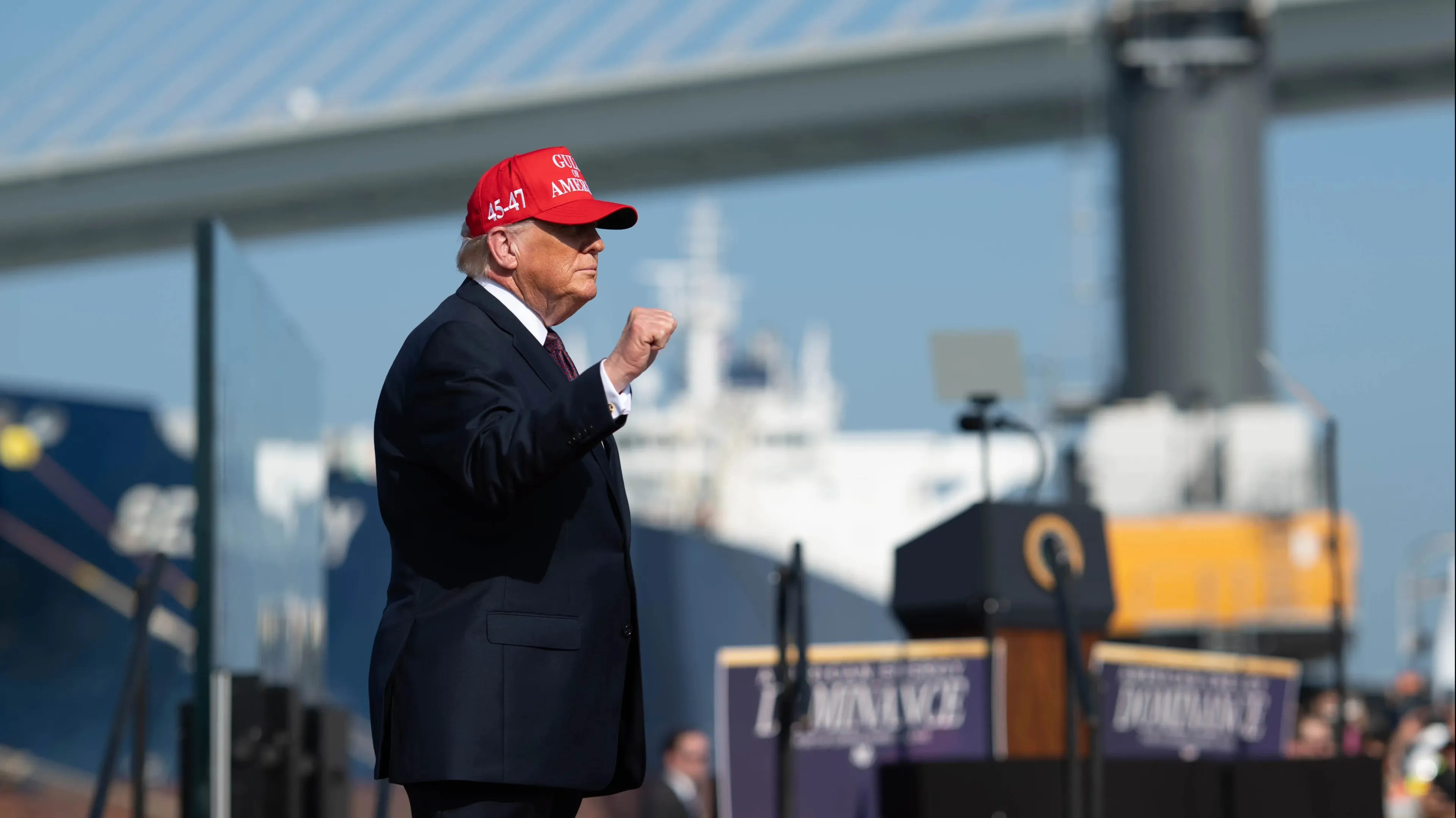 The measure is aimed at curbing oil prices, which soared more than 5% in trading on March 18 / Photo: The White House