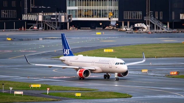 Europes first major airline cancels hundreds of flights due to fuel price hikes / Photo: unsplash.com / Rasmus Lauridsen