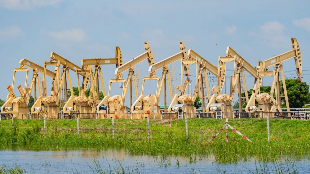 Стоимость Brent превысила $110 за баррель / Фото: Shutterstock.com/apiguide
