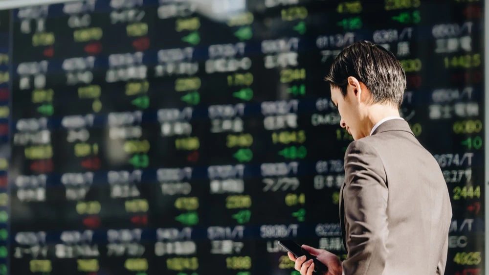 Investment bank Morgan Stanley recommended investors to sell Asian stocks / Photo: Keisuke_N / Shutterstock.com