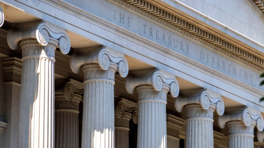 The yield on two-year U.S. Treasuries jumped to 4% for the first time since June. Photo: Images3/Shutterstock