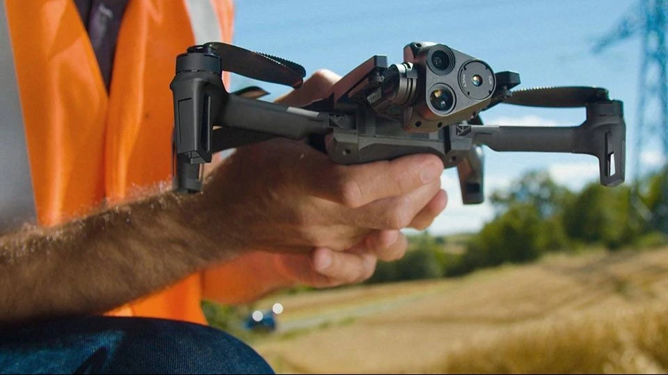 Отрасль БПЛА переживает структурный сдвиг: спрос уходит от разовых срочных заказов к формализованным и долгосрочным программам закупок / Фото: parrot.com