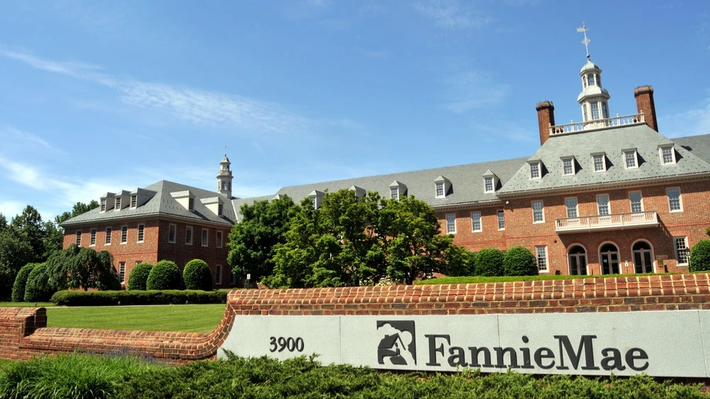 The White House has long discussed removing Fannie and Freddie from government oversight through an IPO / Photo: Frontpage / Shutterstock.com