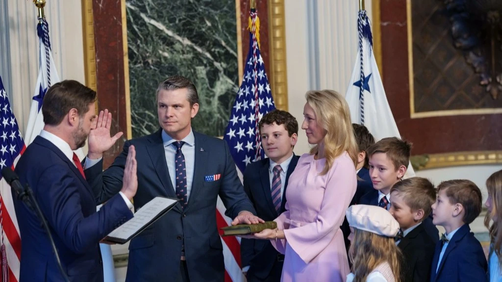 US Defense Secretary Peter Hegseth is a major proponent of war in Iran, says Financial Times / Photo: x.com/DeptofWar