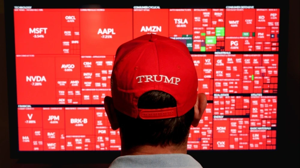 Equity markets are more likely to bottom at the beginning rather than the end of military conflicts, says Tom Lee of Fundstrat / Photo: Ascannio / Shutterstock