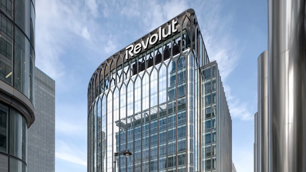 Revolut оштрафован в Италии на €11,5 млн за введение в заблуждение клиентов / Фото: Revolut