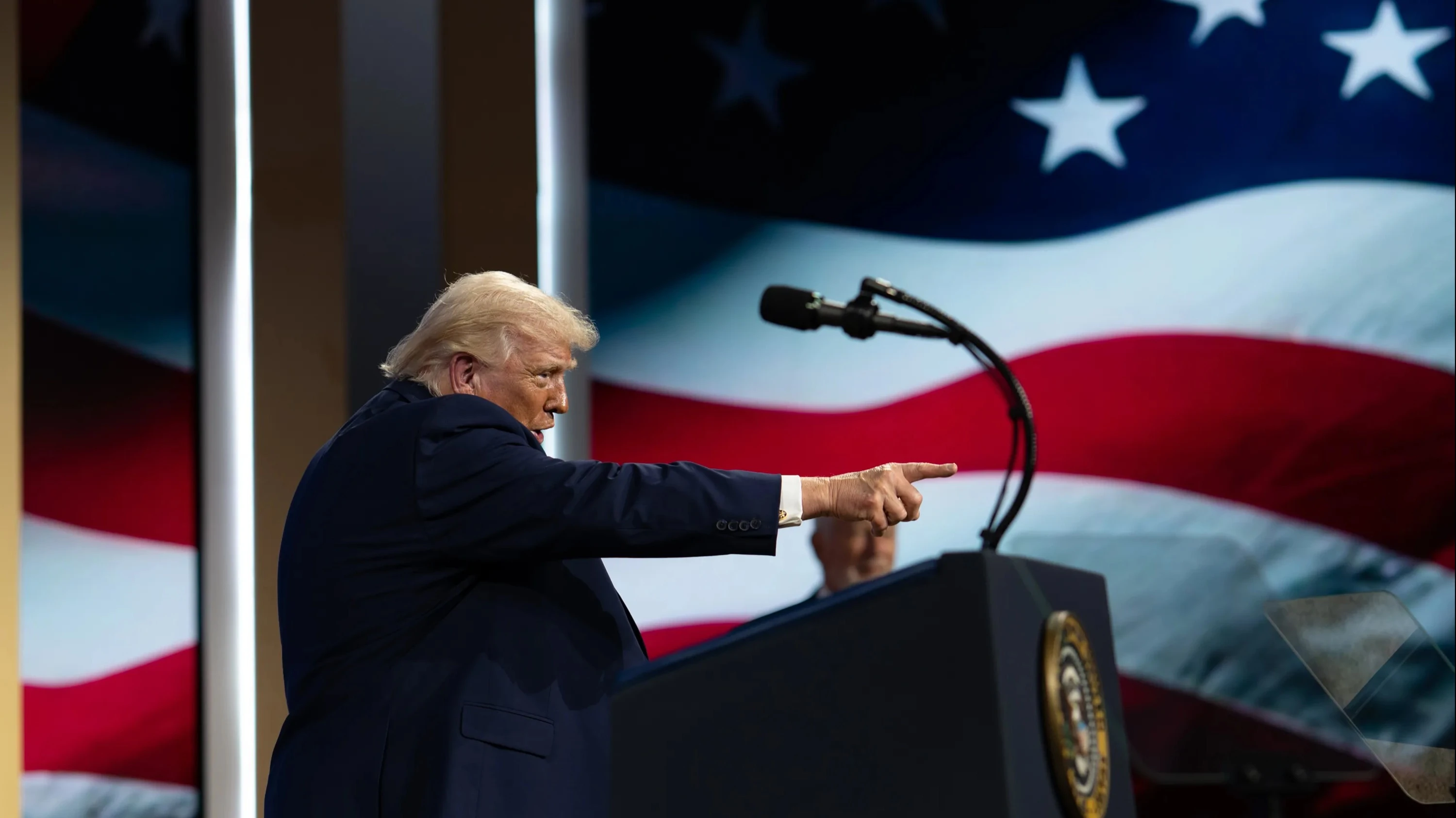 Дональд Трамп пригрозил новыми ударами по инфраструктуре Ирана и дал дедлайн для открытия Ормузского пролива / Фото: The White House