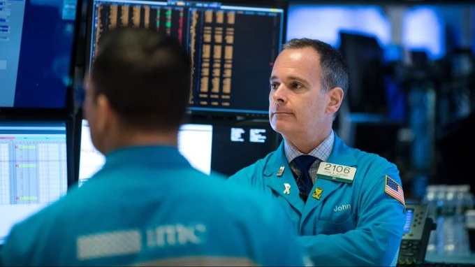 Goldman Sachs получил заявки на выкуп 5% акций из своего фонда частного кредитовани, что ниже, чем у конкурентов / Фото: X/NYSE