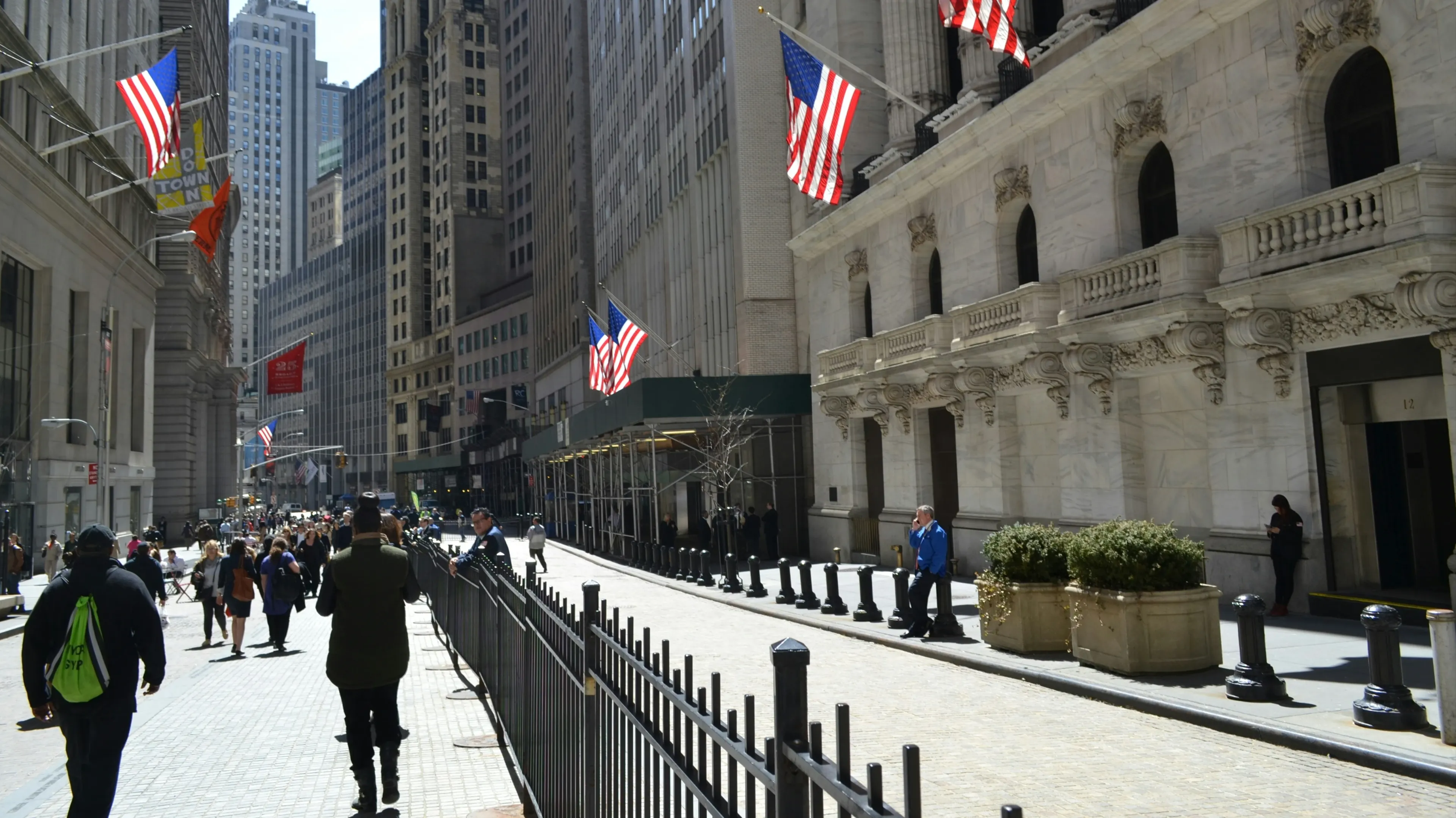 In recent months, there has been growing concern among investors in non-bank lending funds about possible defaults / Photo: Unsplash / at