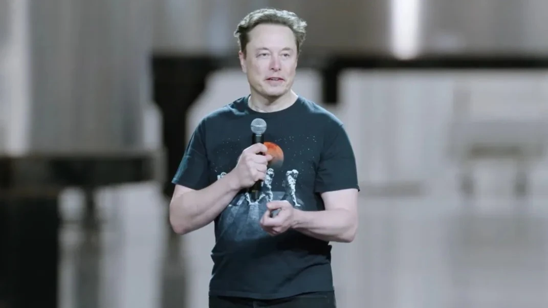 According to Reuters, SpaceX founder and CEO Elon Musk may allocate up to 30% of the companys offering to retail investors - triple the standard quota / Photo: X/SpaceX