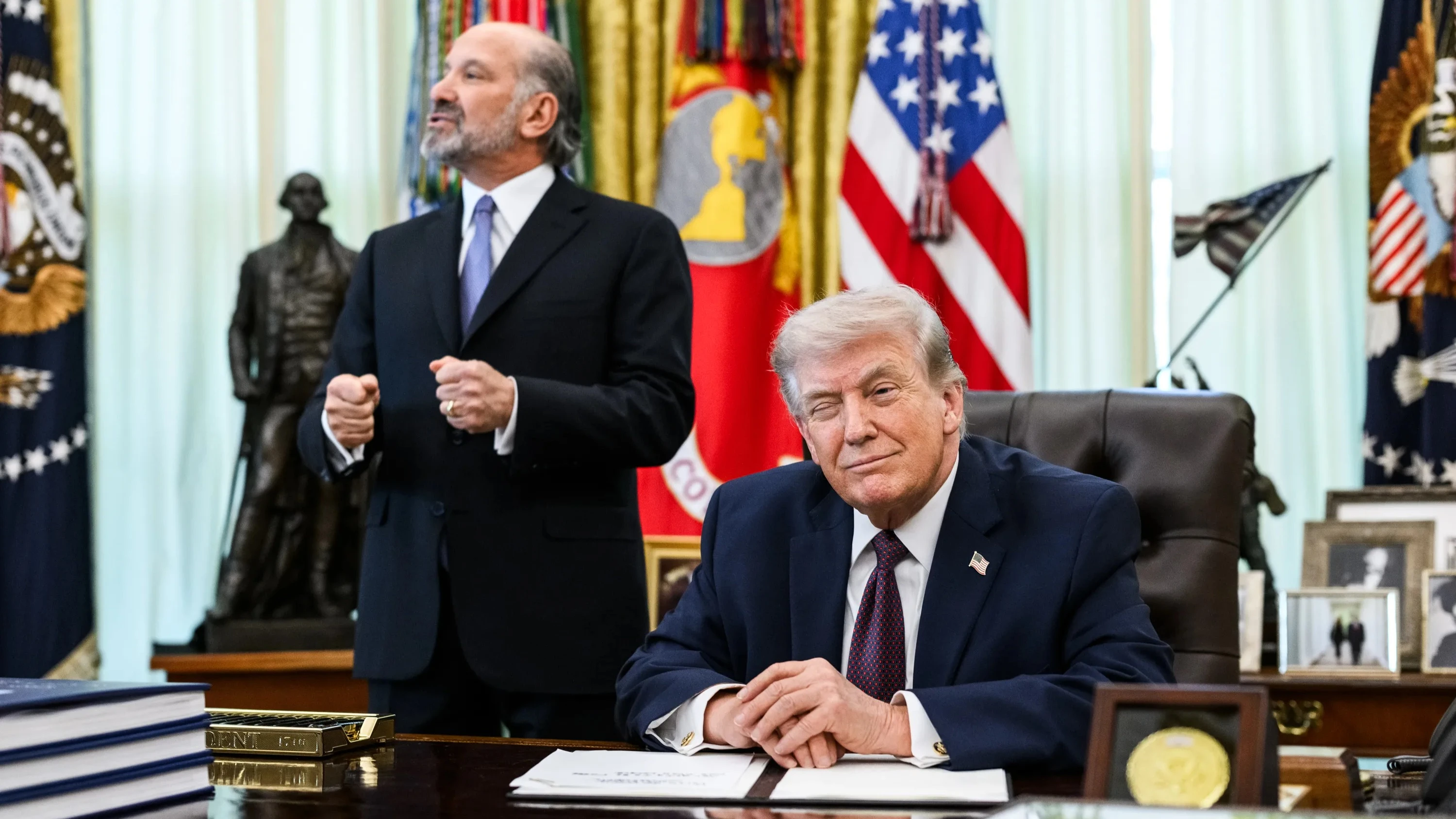 Президент США Дональд Трамп (справа) сообщил детали переговоров с Ираном / Фото: The White House