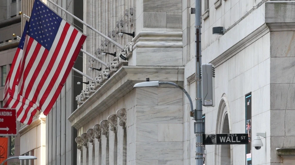 Инвесторы возвращаются в рисковые активы. Фото: Dogora Sun/Shutterstock