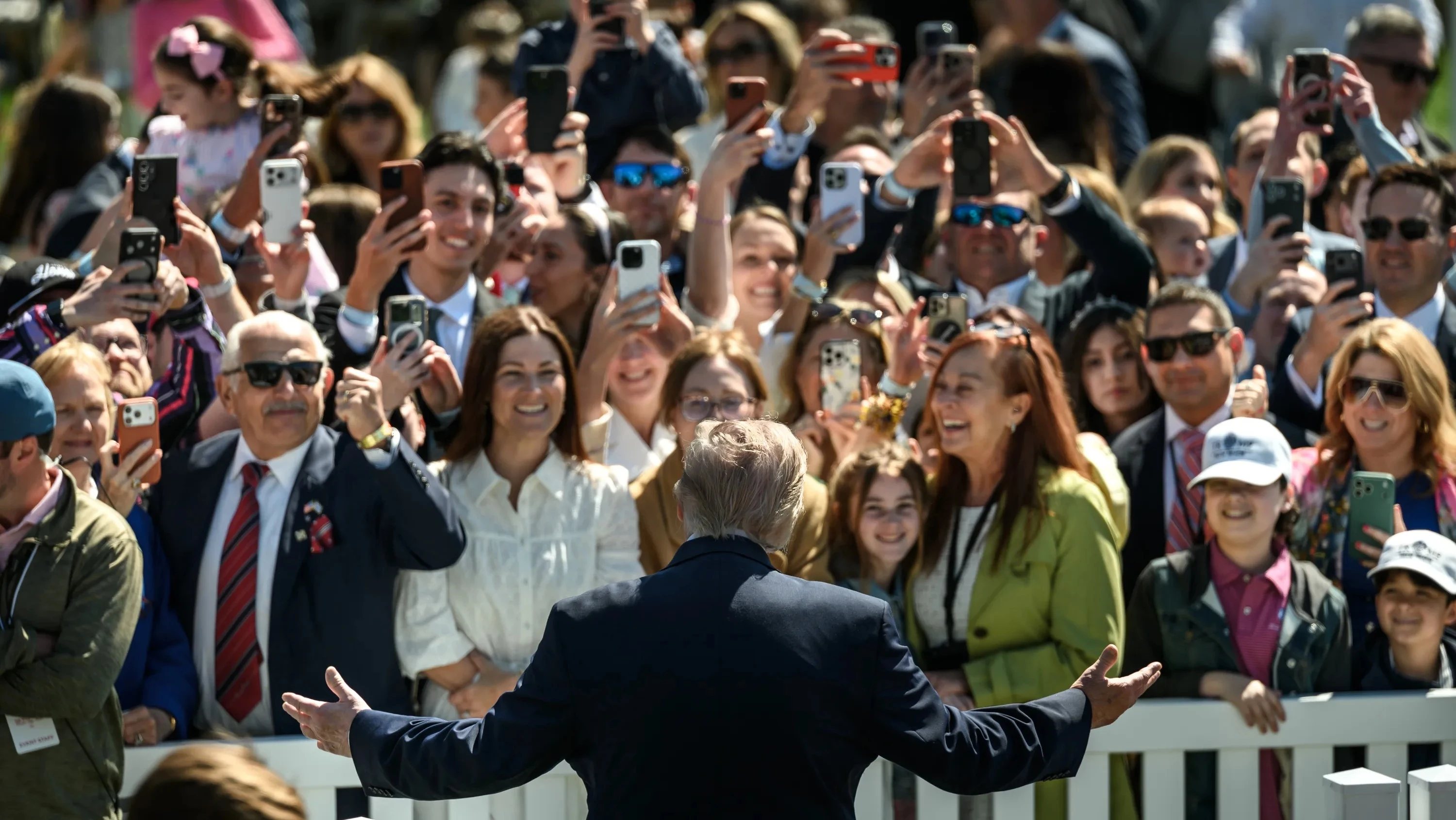 Дональд Трамп выразил готовность оставить войска США на Ближнем Востоке / Фото: The White House