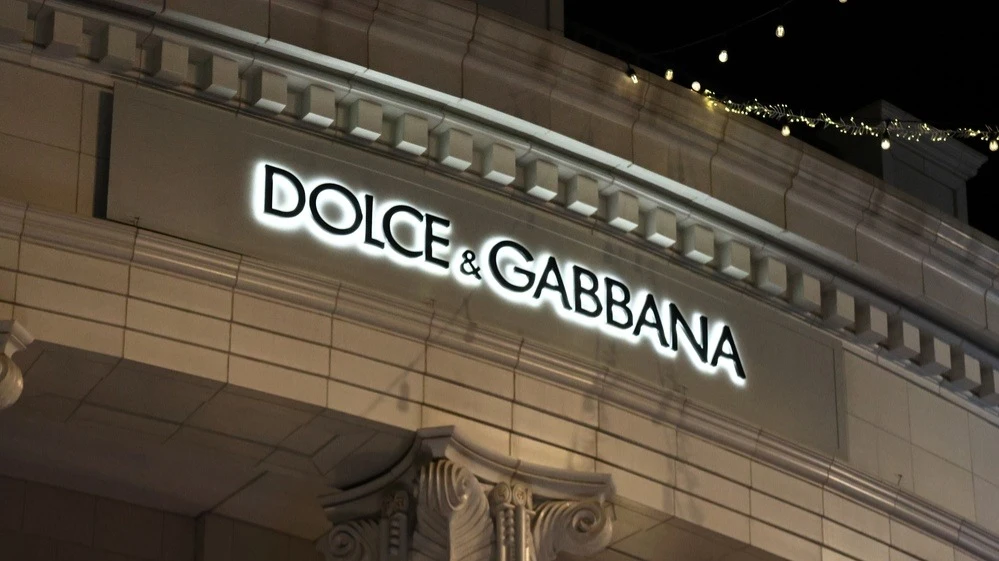 Стефано Габбана, создавший легендарный дом моды Dolce & Gabbana вместе с Доменико Дольче, сложил полномочия председателя совета директоров компании. Фото: Walter Cicchetti/Shutterstock
