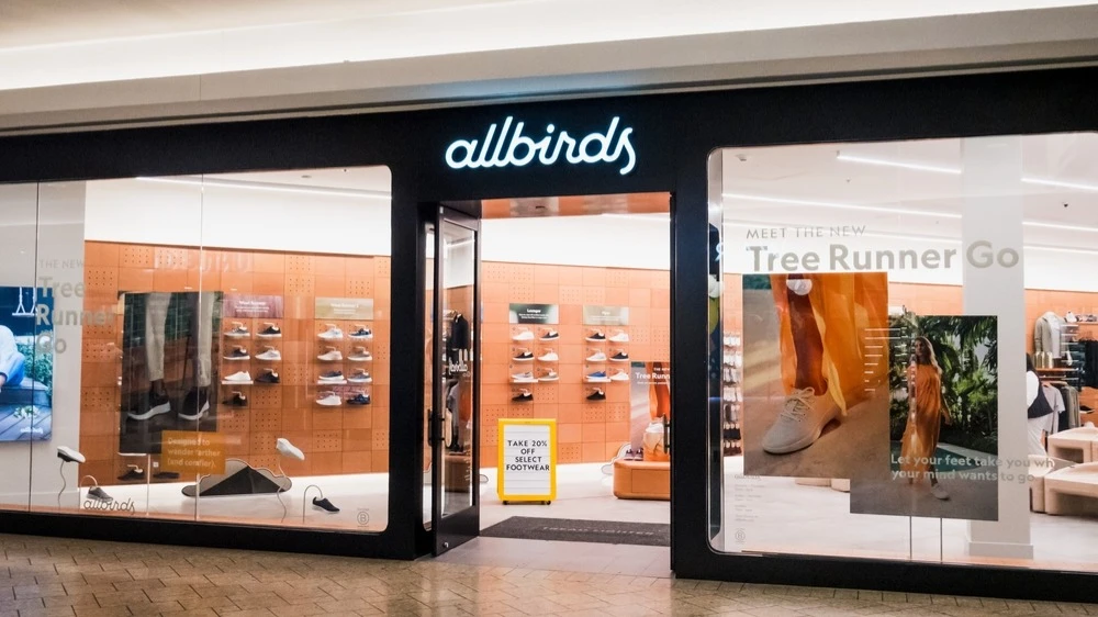 Allbirds Inc.s stock sank 36% after the company announced a pivot to AI infrastructure and a rebranding as NewBird AI / Photo: Michael Berlfein / Shutterstock