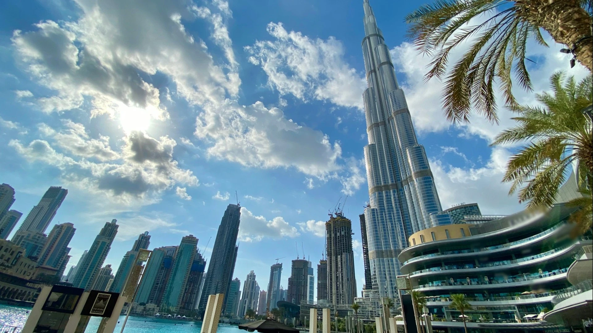 The UAE is discussing with the US financial support in case of a prolonged conflict with Iran, WSJ has learned / Photo: Wael Hneini / unsplash