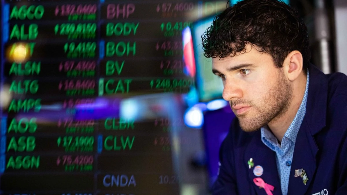 На фоне постоянно меняющейся ситуации на Ближнем Востоке рынки находятся «на распутье», говорит аналитик / Фото: X / NYSE