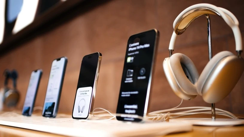 Ternus engineering background suggests that Apples priority in the coming years will be to develop gadgets rather than improve its supply chain / Photo: Hadrian/Shutterstock.com